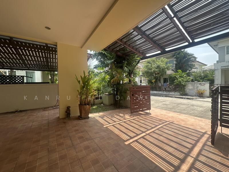 Saransiri Ramintra 2, Bangkok