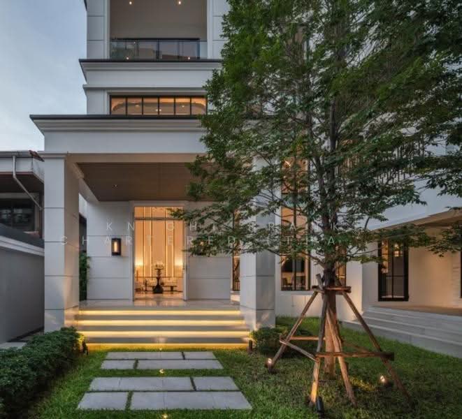 House in Soi Ruamrudee, Bangkok