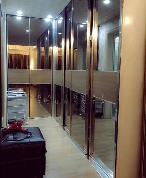 Royal Nine Residence, Bangkok