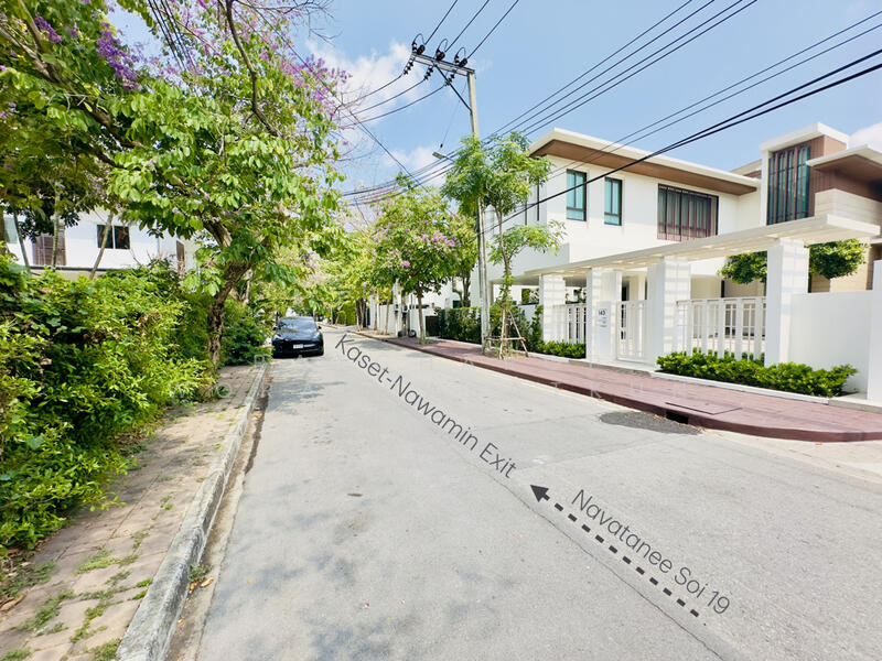 Navatanee Residence, Bangkok