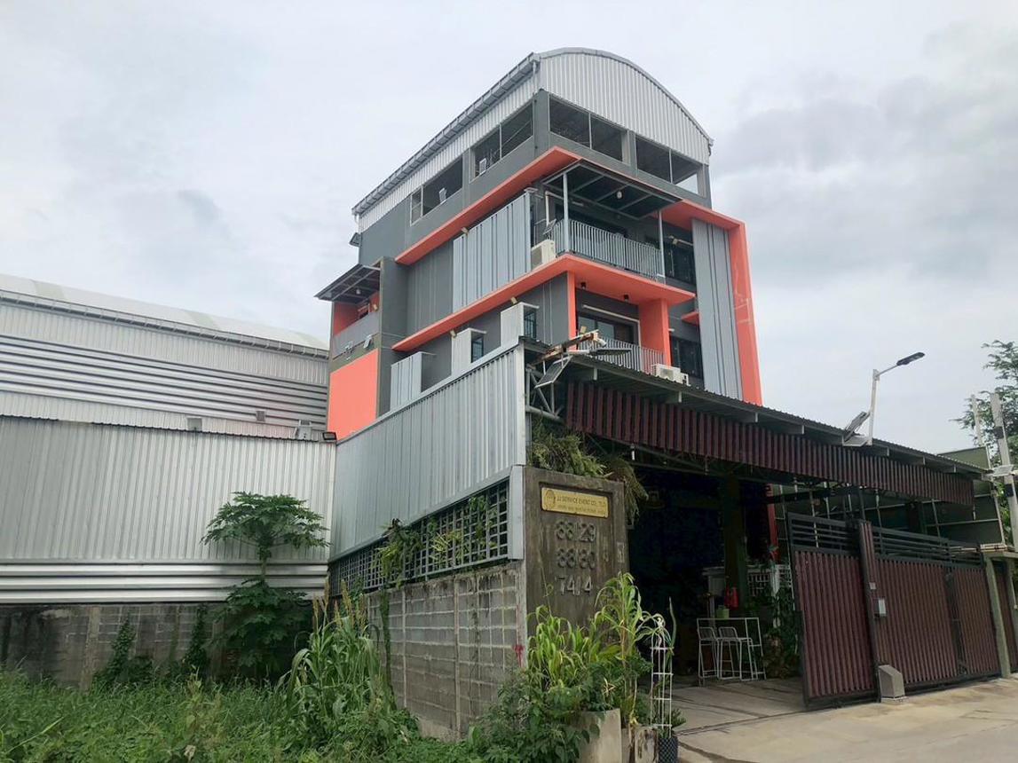 อาคารโรงงาน ปากเกร็ด นนทบุรี