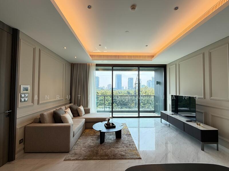 Sindhorn Tonson, Bangkok