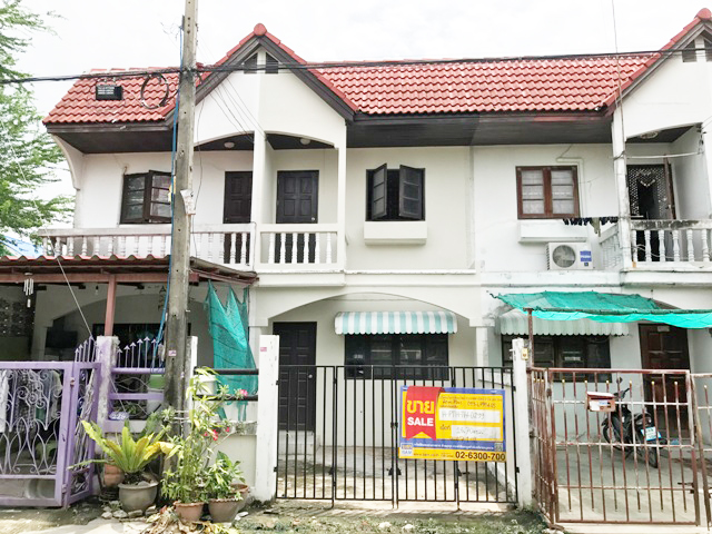 Townhouse project Rangsittha, Thanyaburi