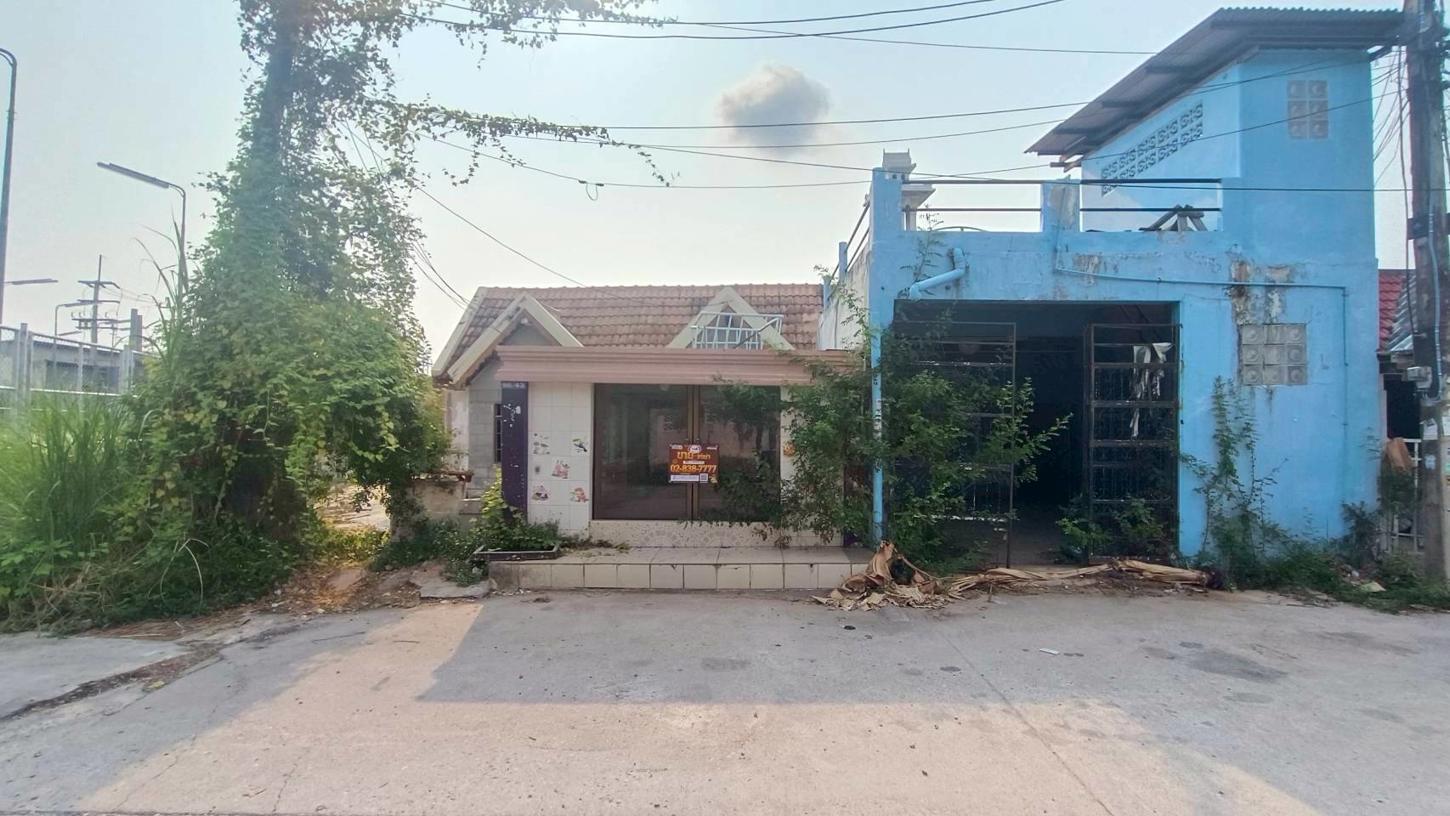 Townhouse for sale in Chonburi province, Bang Lamung district, Chonburi.