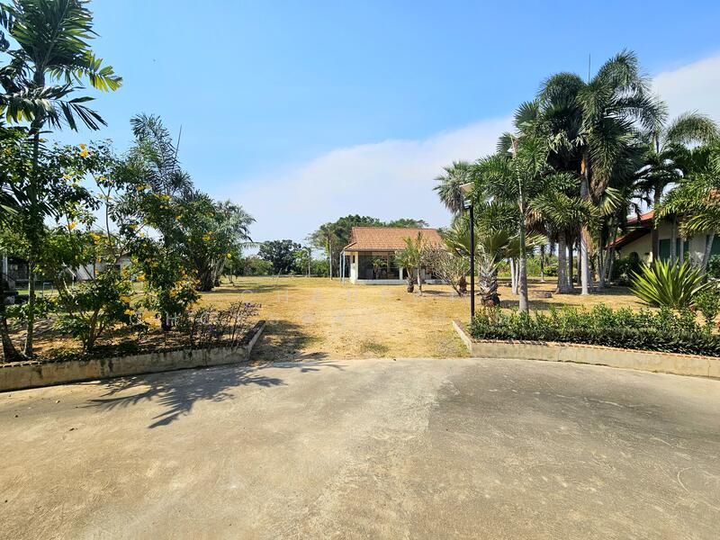 Private Villa near Black Mountain, Prachuap Khiri Khan
