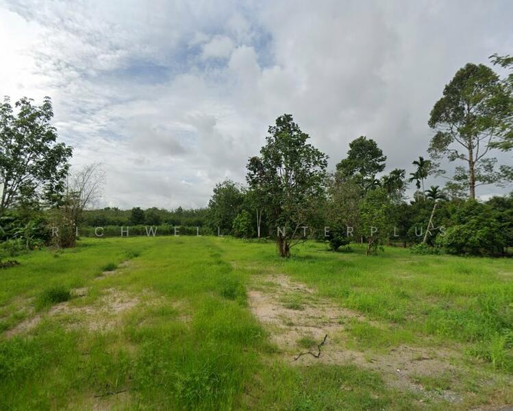 Land for sale in Nong Bua, 2 rai, next to Soi Nong Krap-Sugar Factory Road,, Rayong
