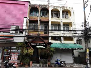 บ้านพักอาศัย 2 ชั้น เมืองเชียงใหม่