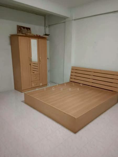Rungroj Condotel, Bangkok