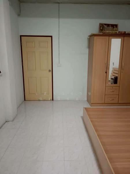 Rungroj Condotel, Bangkok