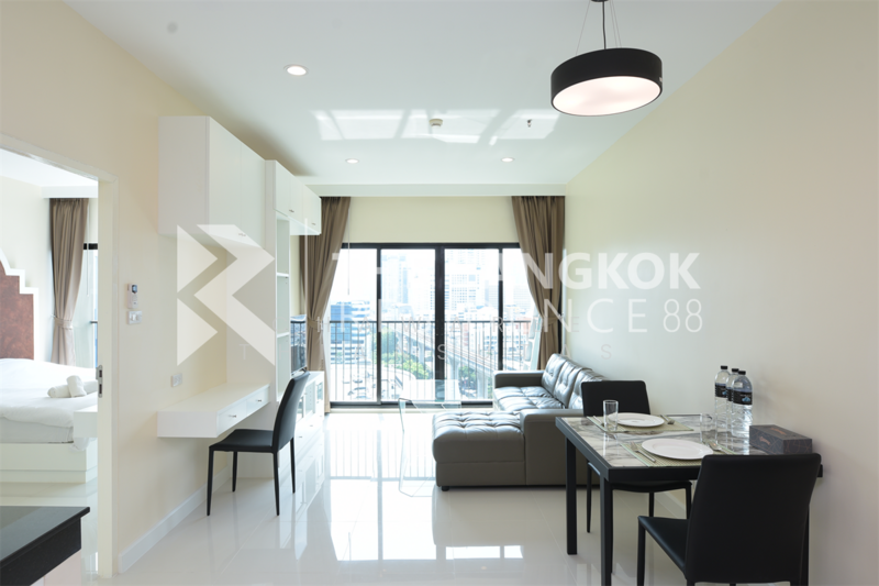 Noble Reveal, Bangkok