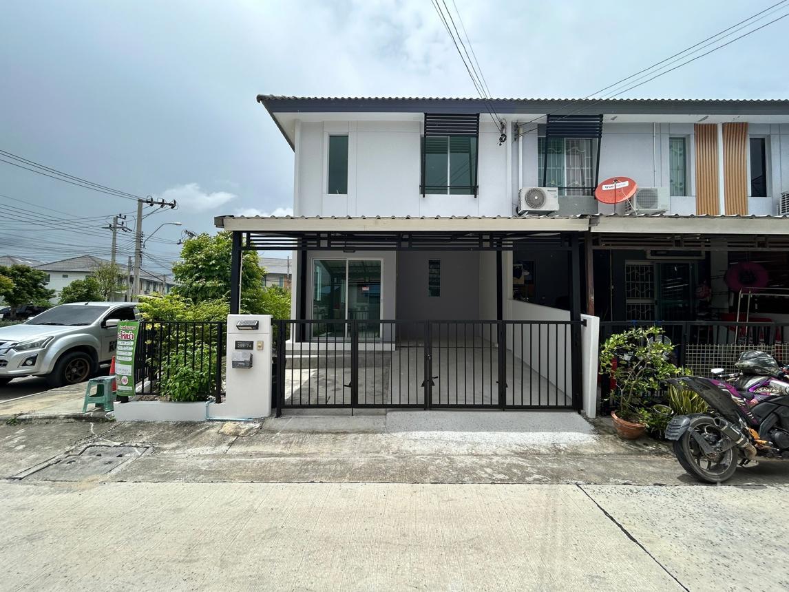 Townhouse Pakwan Thapra-Muang Nuea Bang Bo Samut Prakan