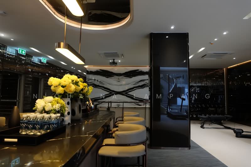 Fynn Asoke, Bangkok
