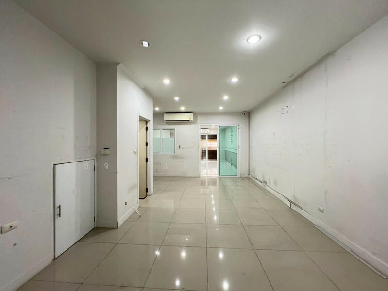 The City Tiwanon-Ngamwongwan 2 : เดอะ ซิตี้ ติวานนท์-งามวงศ์วาน 2, Nonthaburi