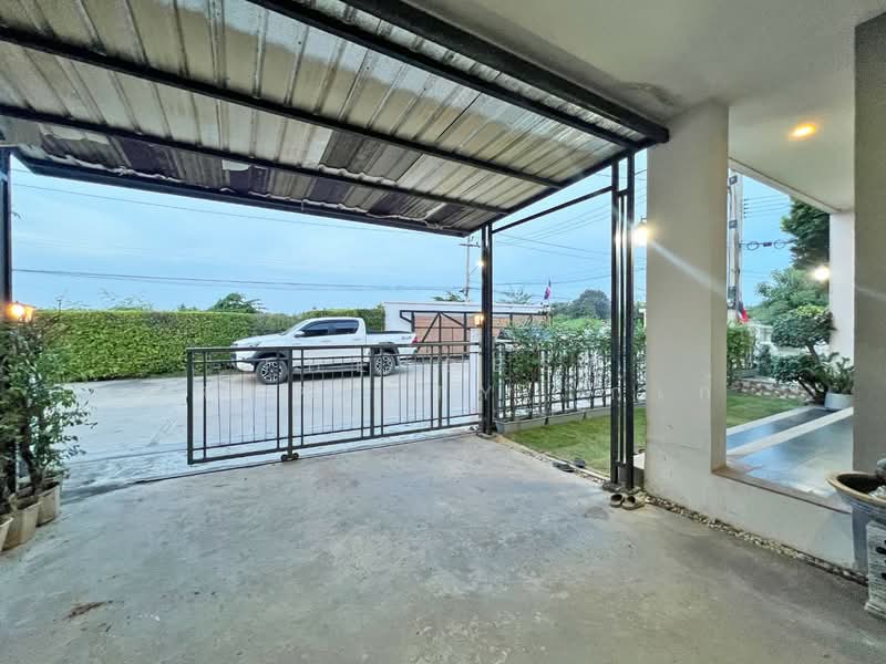 ดิ ไอริช ปิ่นเกล้า-สาย5 (The Irish Pinklao-Sai5), Nakhon Pathom