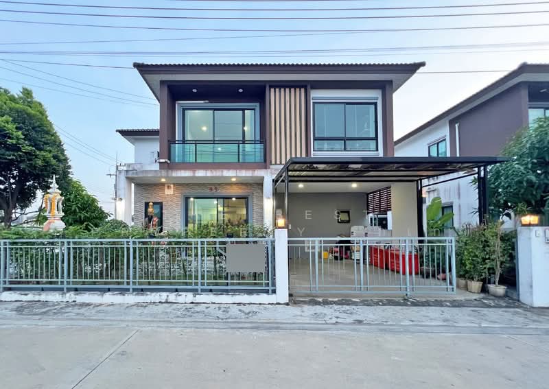 ดิ ไอริช ปิ่นเกล้า-สาย5 (The Irish Pinklao-Sai5), Nakhon Pathom
