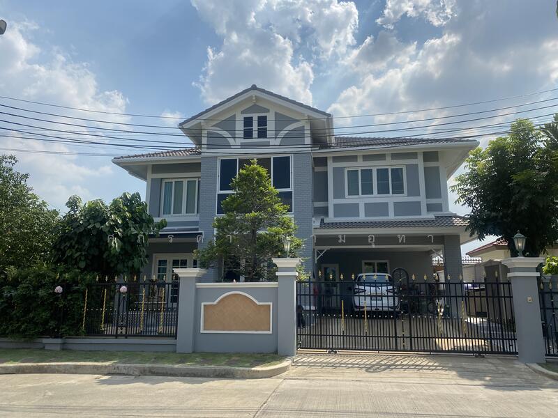 Laddarom Elegance Kaset-Nawamin, Bangkok