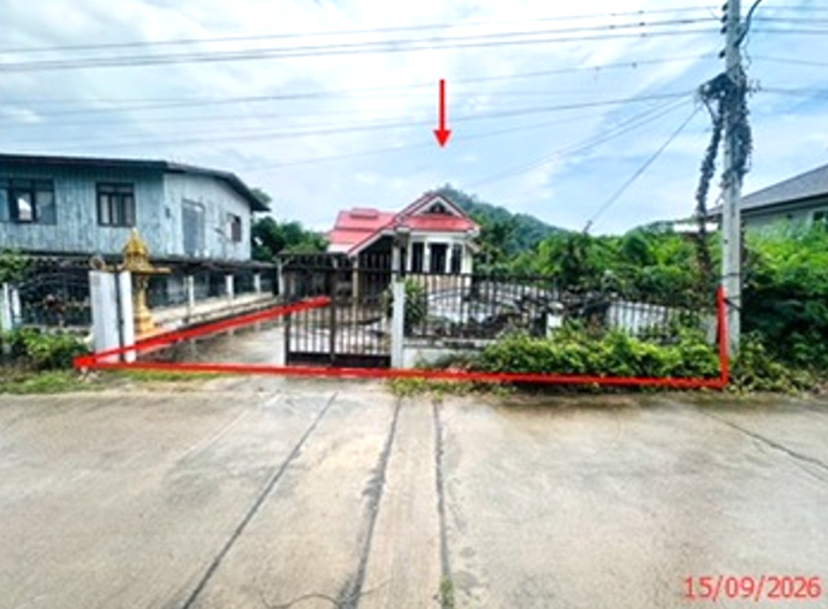 Single House in Chai Badan, Lopburi