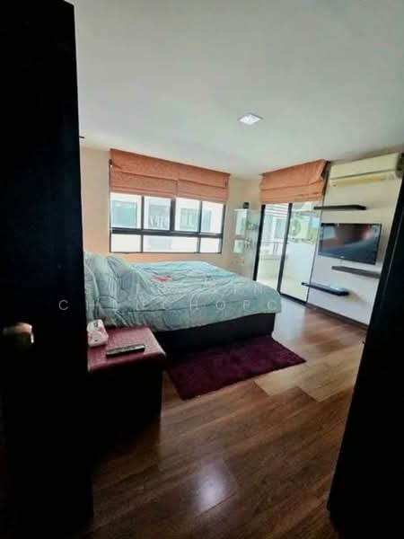 J.W. City Ratchada 32, Bangkok
