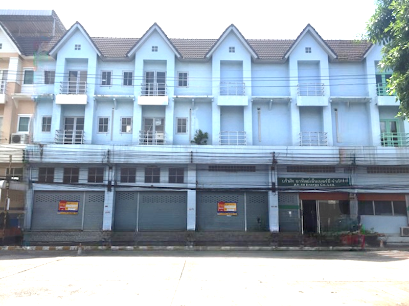 Commercial House, Sathaphorn House Project, Dan Buri District