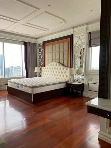 Q Asoke, Bangkok