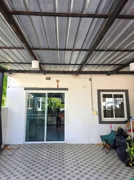 Lio Elite Kanchanaphisek-Westgate, Nonthaburi