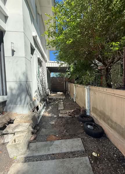Natura Prachauthit 76, Bangkok