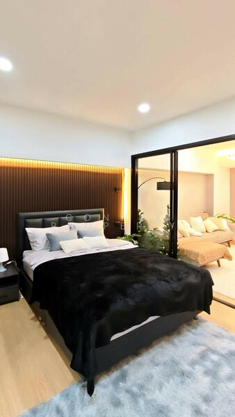 Merlin Tower, Bangkok