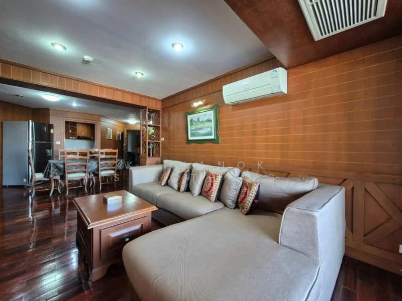 Floraville Condominium, Bangkok