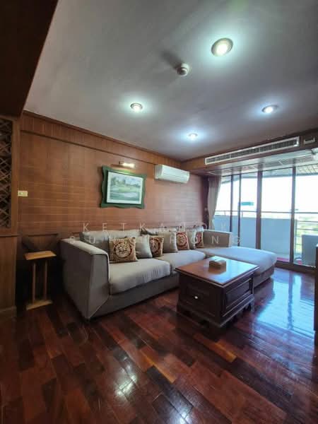 Floraville Condominium, Bangkok