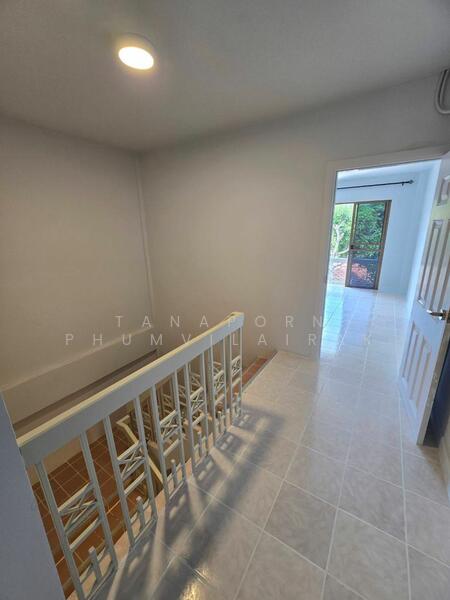4-BR Townhouse, Bangkok