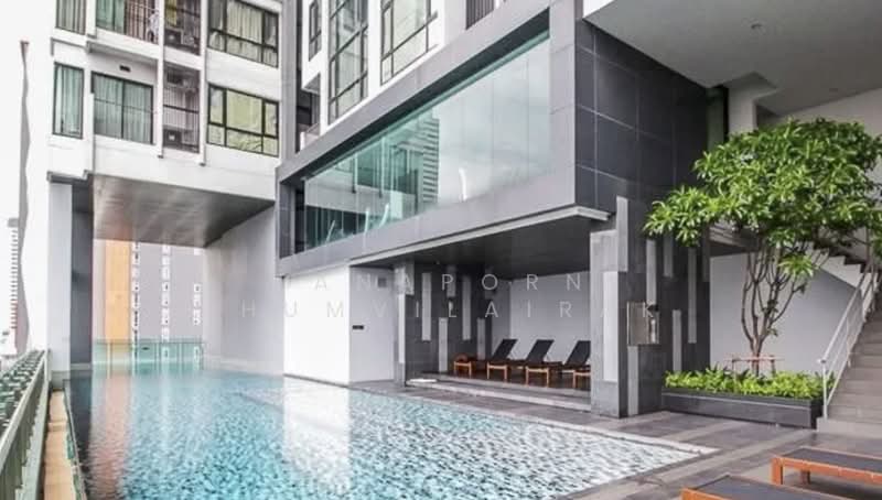 Fuse Sathorn-Taksin, Bangkok