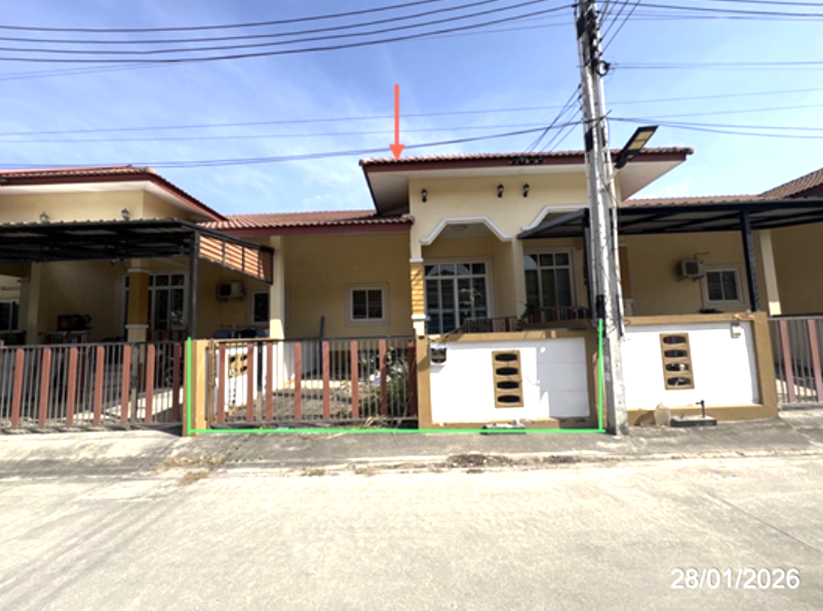 Townhouse Sermsiri Pluak Daeng Rayong
