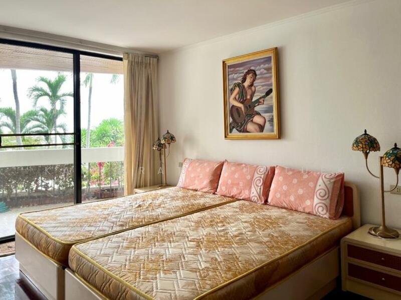 Garden Cliff 2 condominiums, Chon Buri (Pattaya)