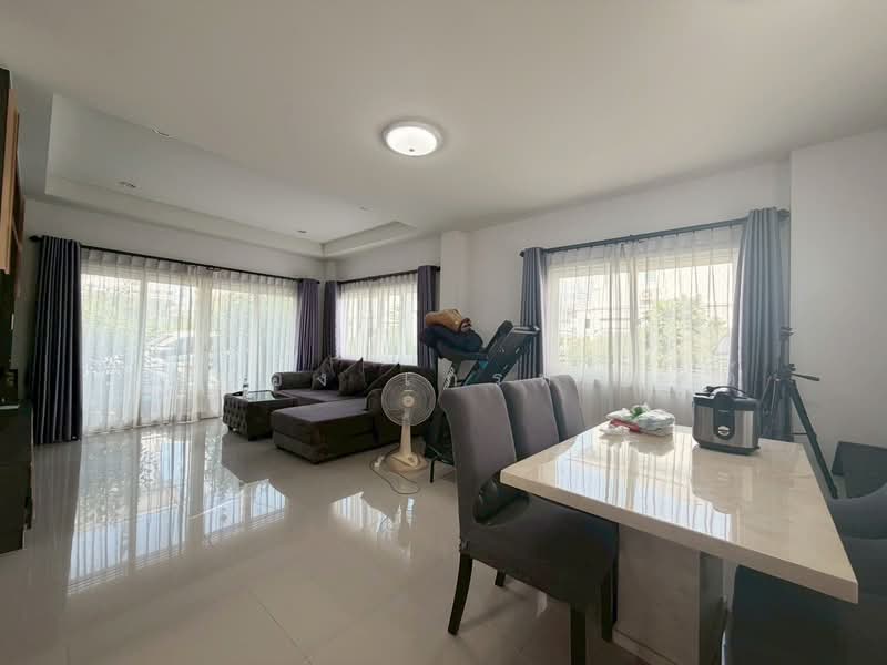 Kunalai PreemLuxe, Nonthaburi