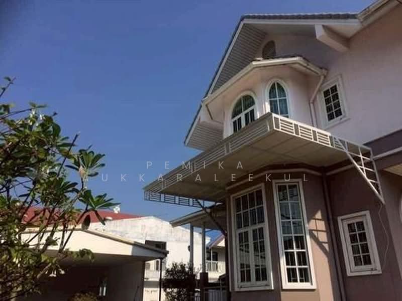 4-BR House, bangkok