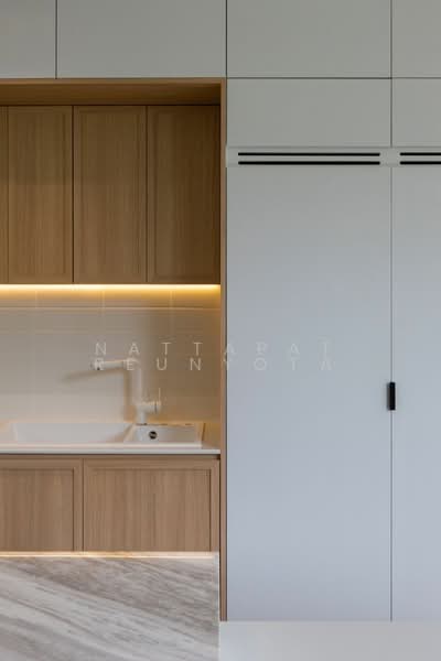 2-BR Townhouse, Bangkok