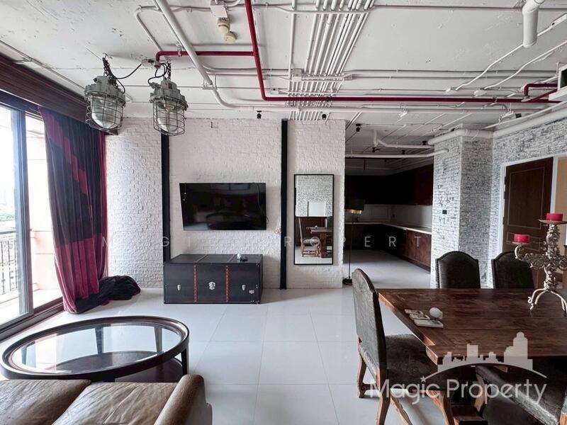 AGUSTON Sukhumvit 22, Bangkok