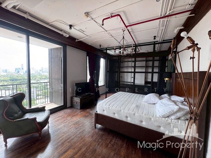 AGUSTON Sukhumvit 22, Bangkok
