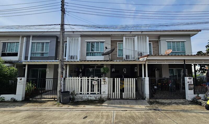 Pruksa Ville Phaholyothin-Permsin, Bangkok