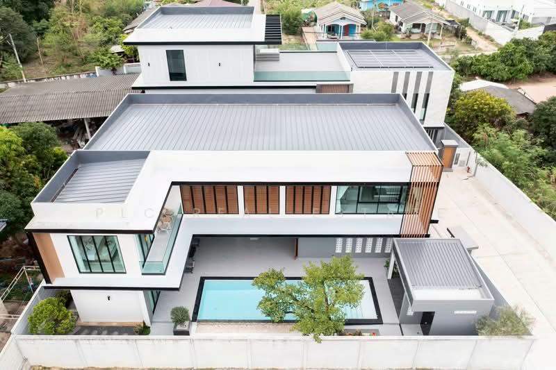 Luxury Pool Villa for Sale Mabprachan East Pattaya, Chon Buri (Pattaya)