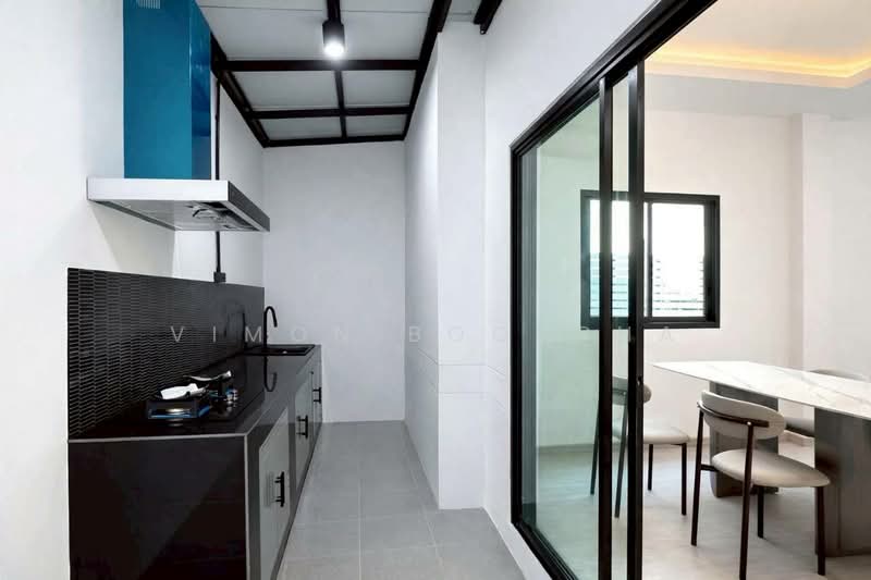 Prompat 1 Ramintra, Bangkok