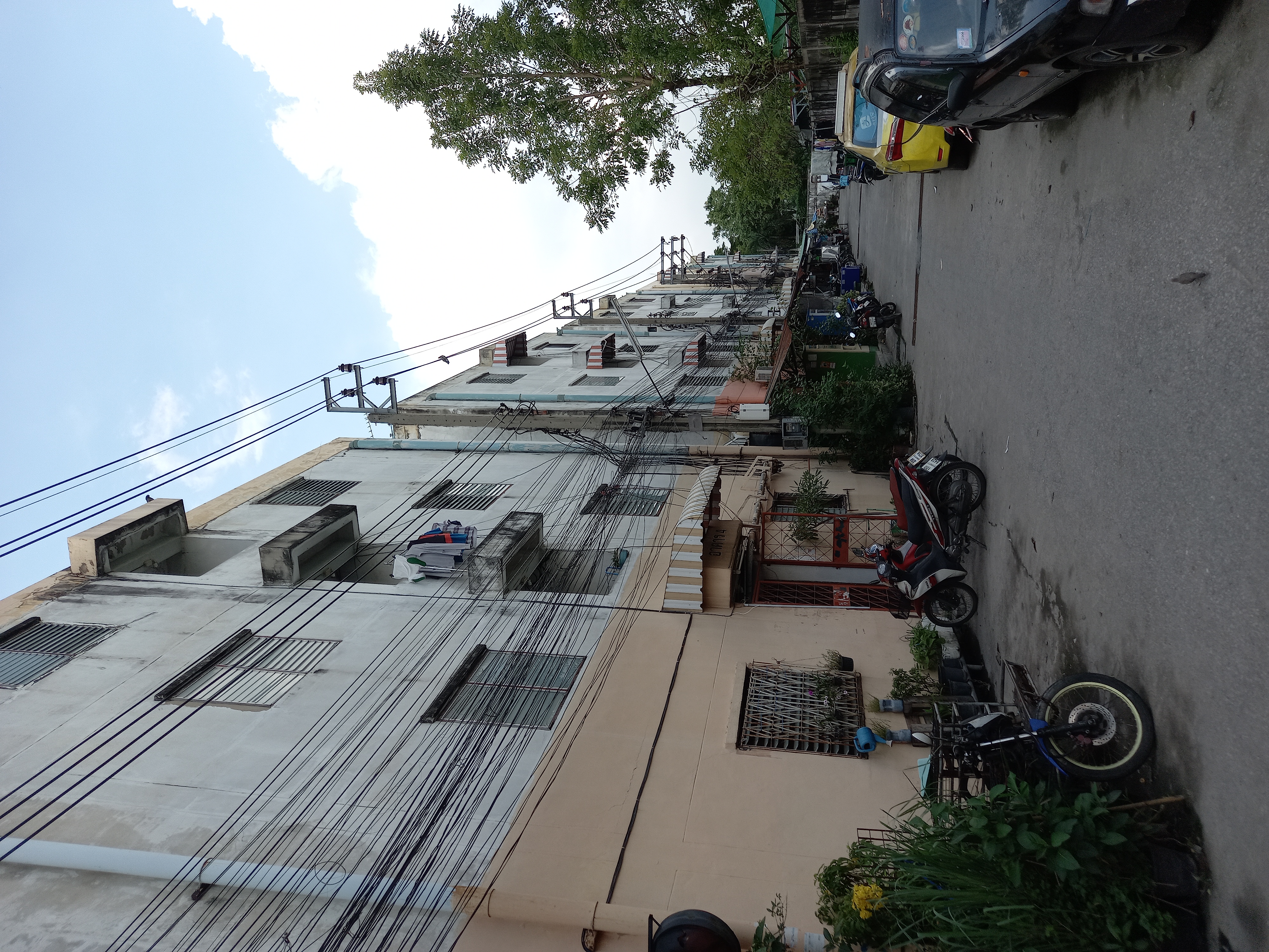 Newport Place Condo