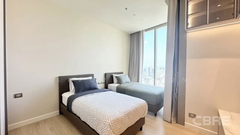 Magnolias Waterfront Residences, bangkok