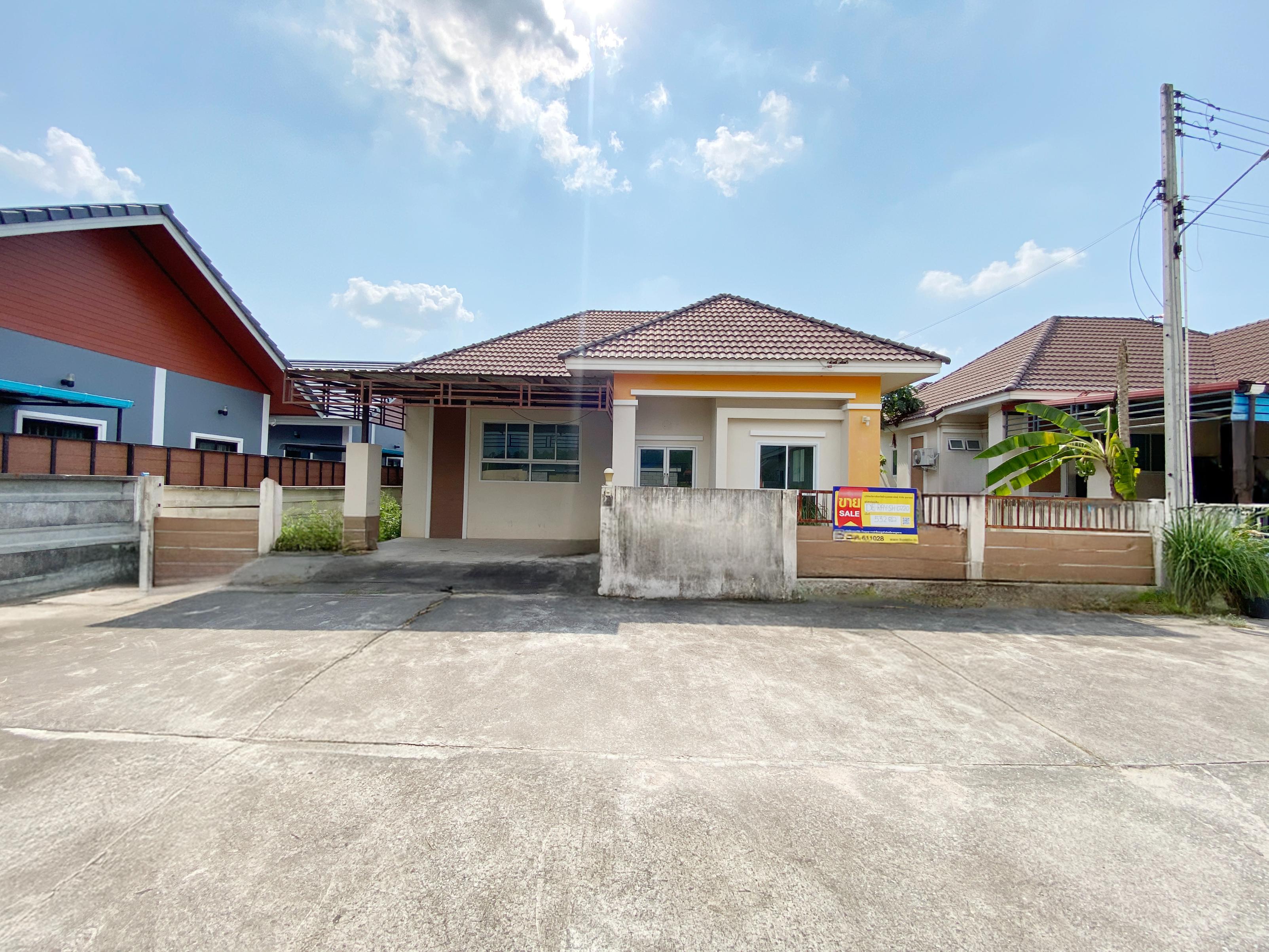 Single-detached house at Chaba 2 project, Banchang area.