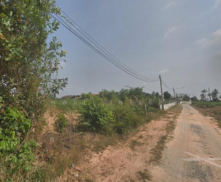 ขายที่ดินหนองปรือ พัทยา 7 ไร่ ซอยทุ่งกลม-ตาลหมัน18 ใกล้อ่างเก็บน้ำห้วยชากนอกใกล้ถนนบายพาส-2.5กม., Chon Buri (Pattaya)