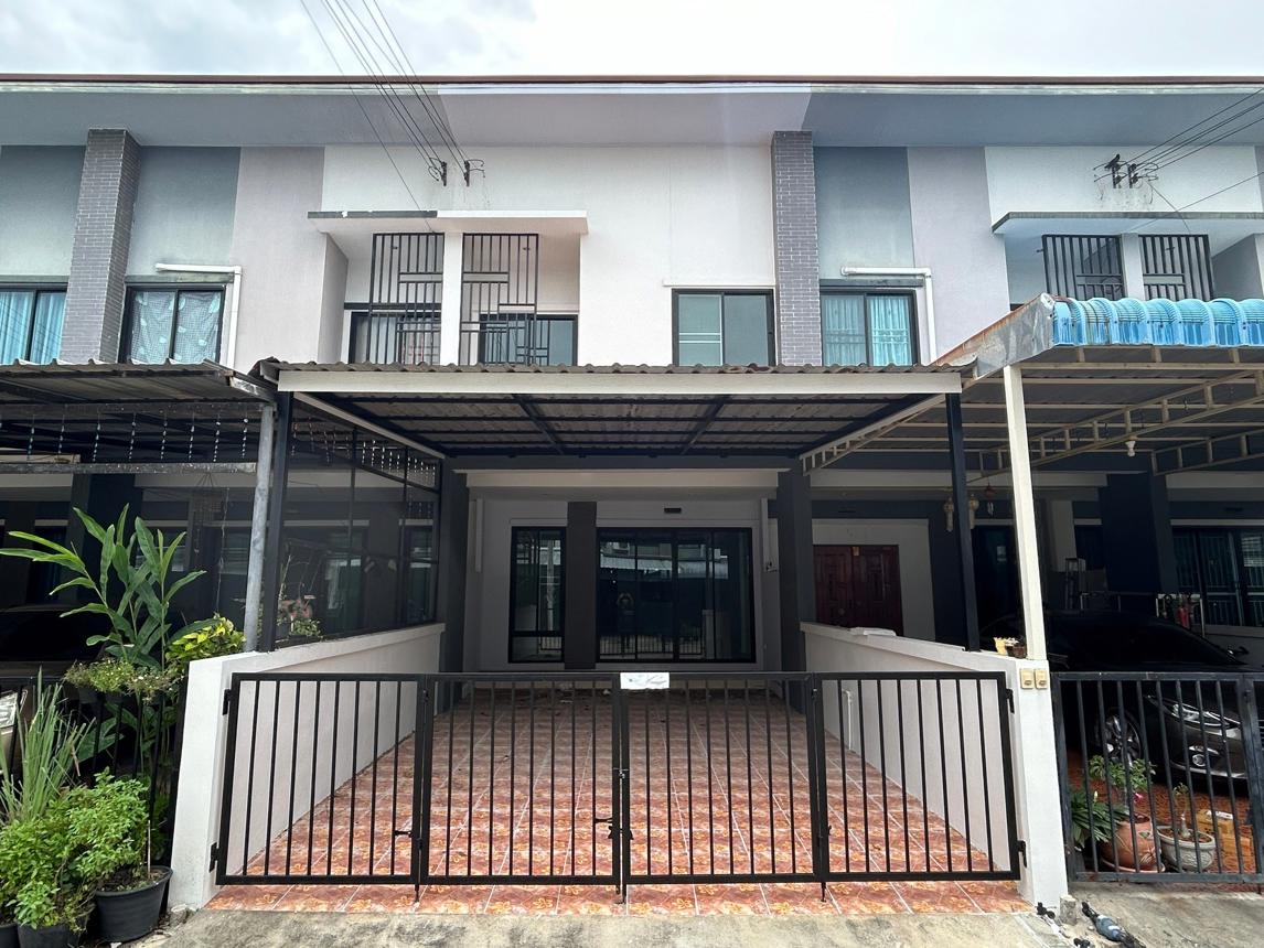 Townhouse at The Perfect Deevul Saensuk, Chonburi Province, Chonburi