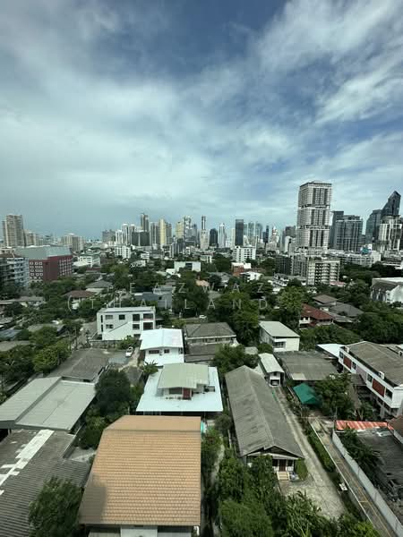Noble Remix, Bangkok