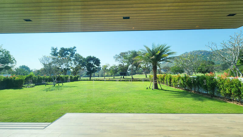 Palm Hills Golf Club and Residence, Phetchaburi