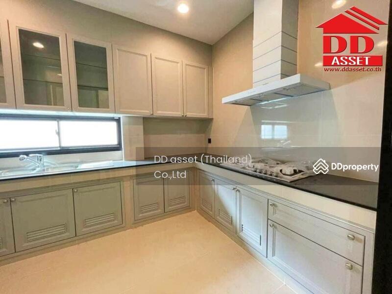 ขายบ้านหรู บ้านเดี่ยว แสนสิริพัฒนาการ หลังมุม Baan Sansiri Pattanakan ใกล้สนามบินสุวรรณภูมิ, Bangkok