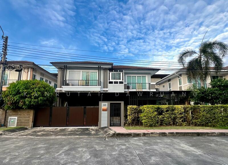 Passorn Prestige Pattanakarn 38, Bangkok